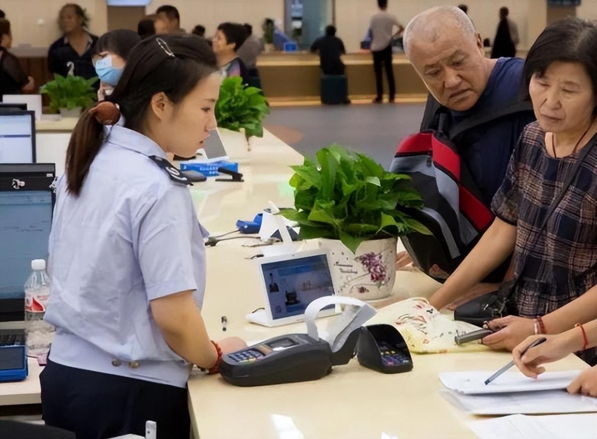 广东省公务员绩效奖，激励机制与制度完善的新探索